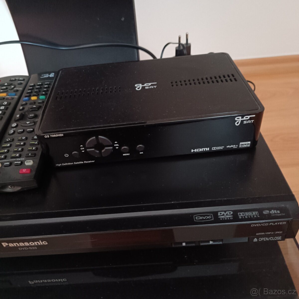 Televize Panasonic,setobox a DVD přehrávač +televizní stolek - 3