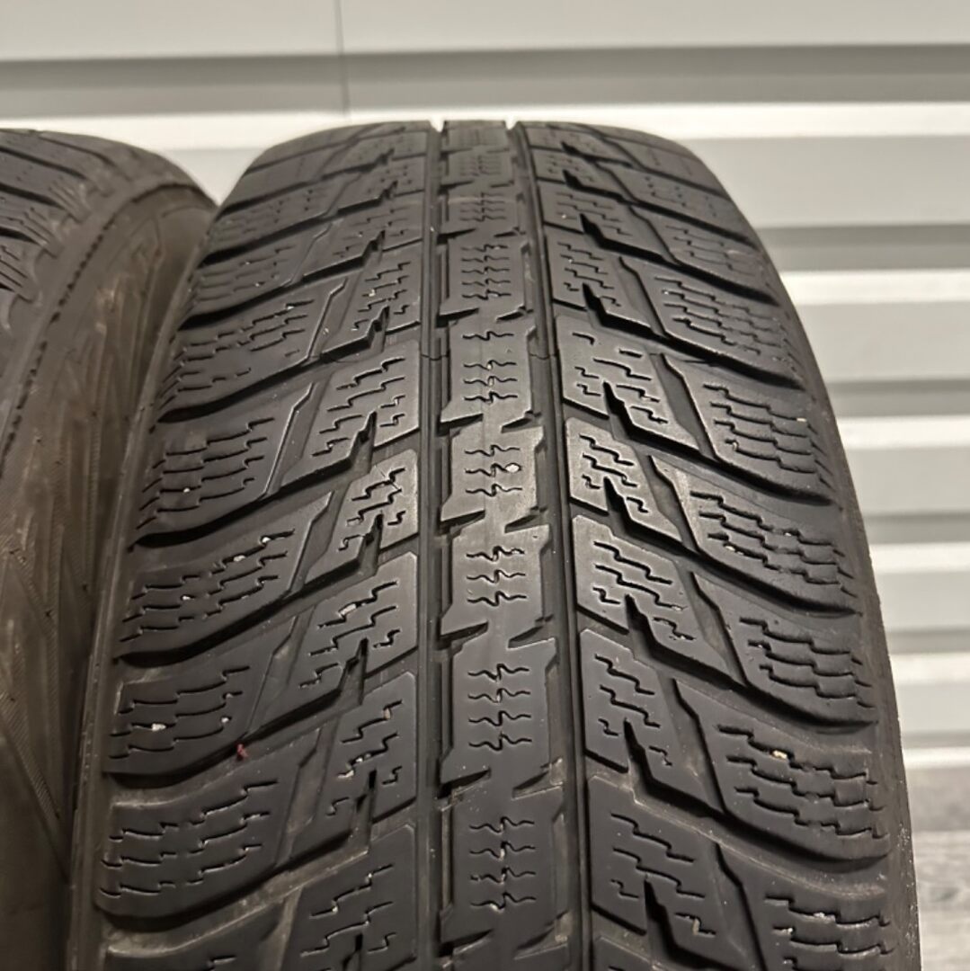 2ks pneu 225/65/17 NOKIAN - 3