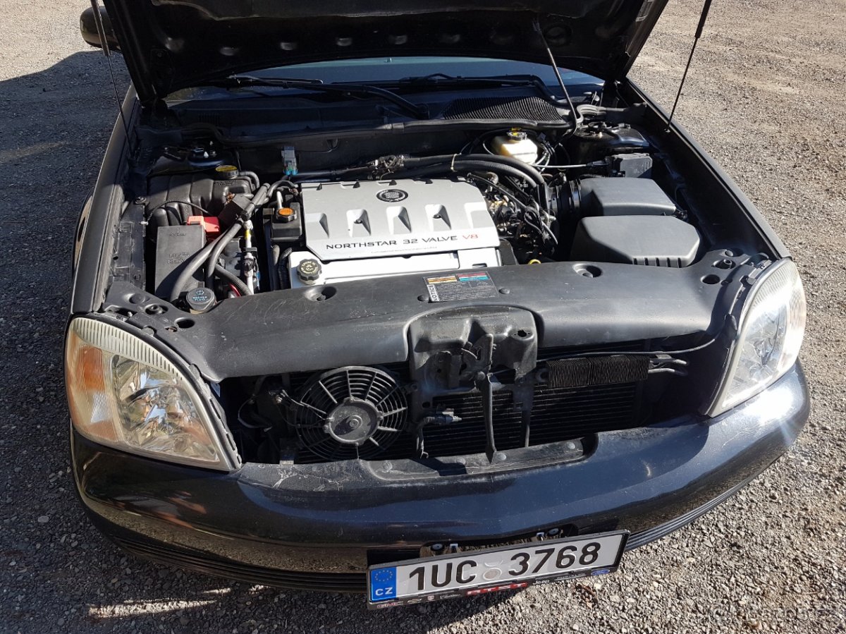 Cadillac DeVille 4.6 V8 32V Limousine Crystal - 3