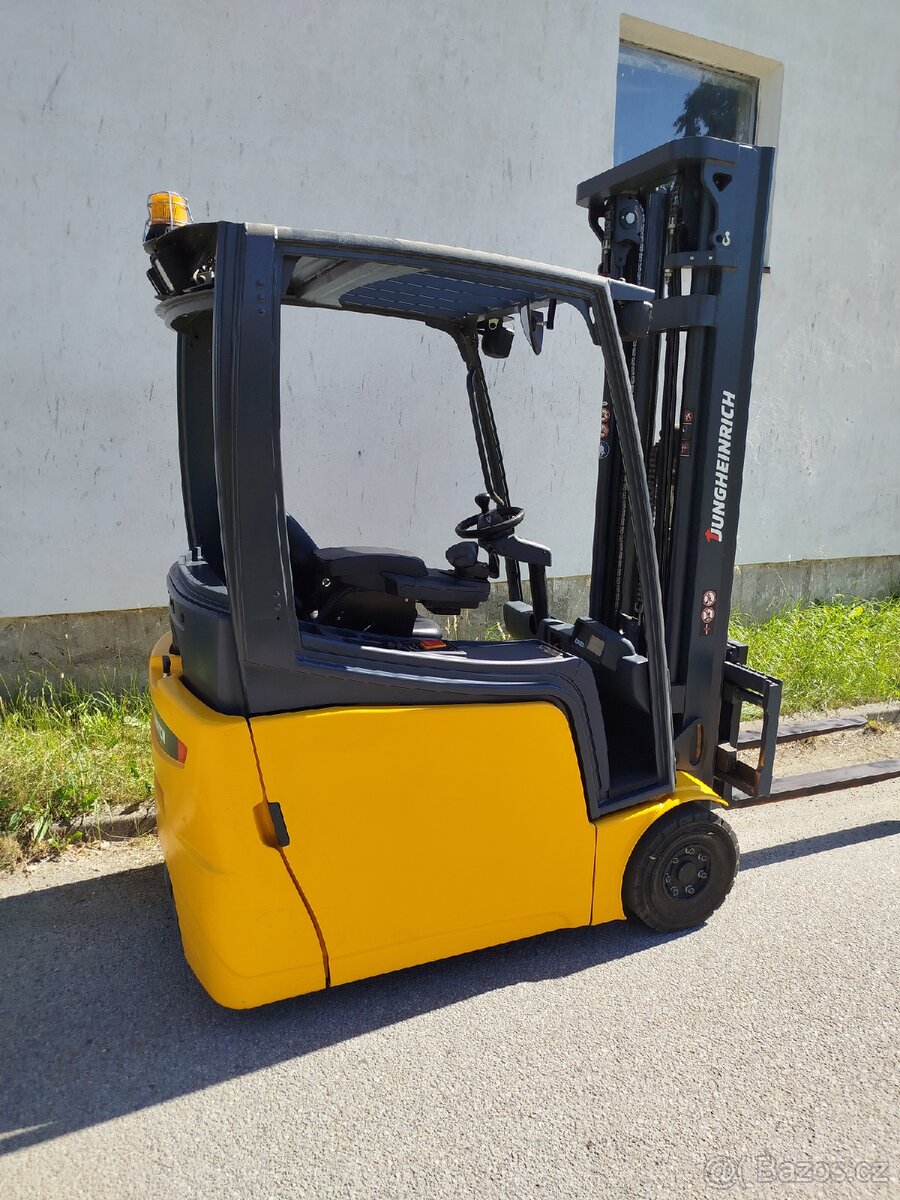 VZV Jungheinrich EFG 216 - 3