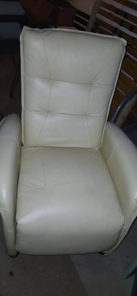 Polohovací křeslo - 3