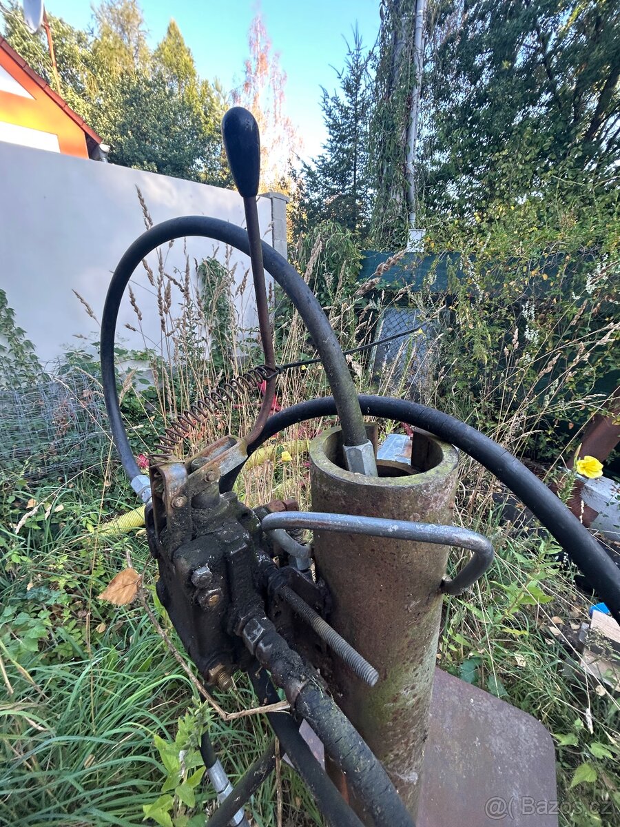 Štípačka za traktor domácí výroby - 3