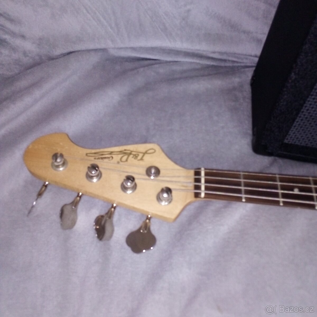 Prodám sestavu baskytary a komba SLEVA - 3