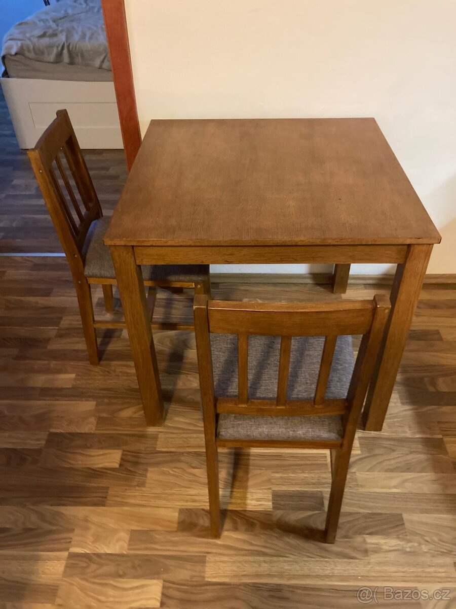 Jídelní stůl a dvě židle - 3