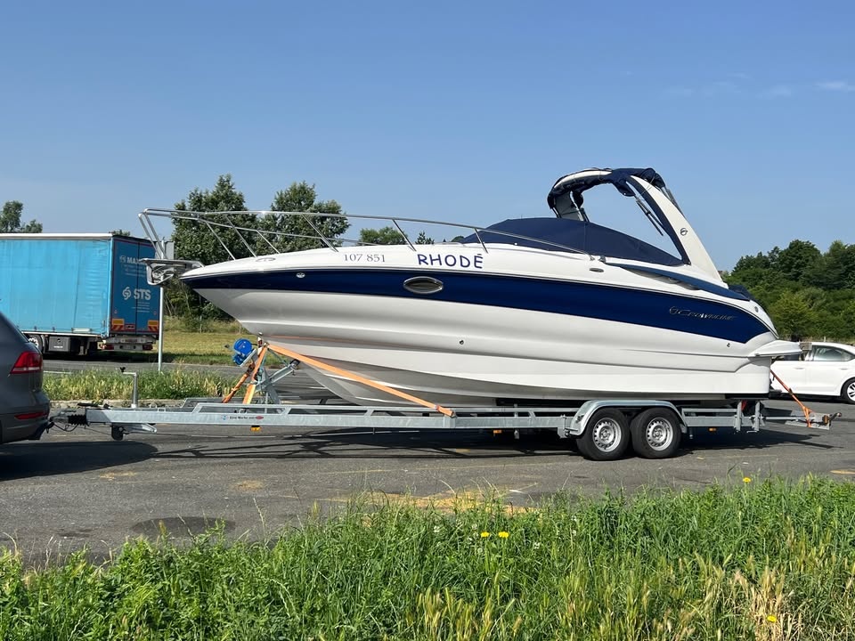 Motorový člun CROWNLINE 250 CR - 3
