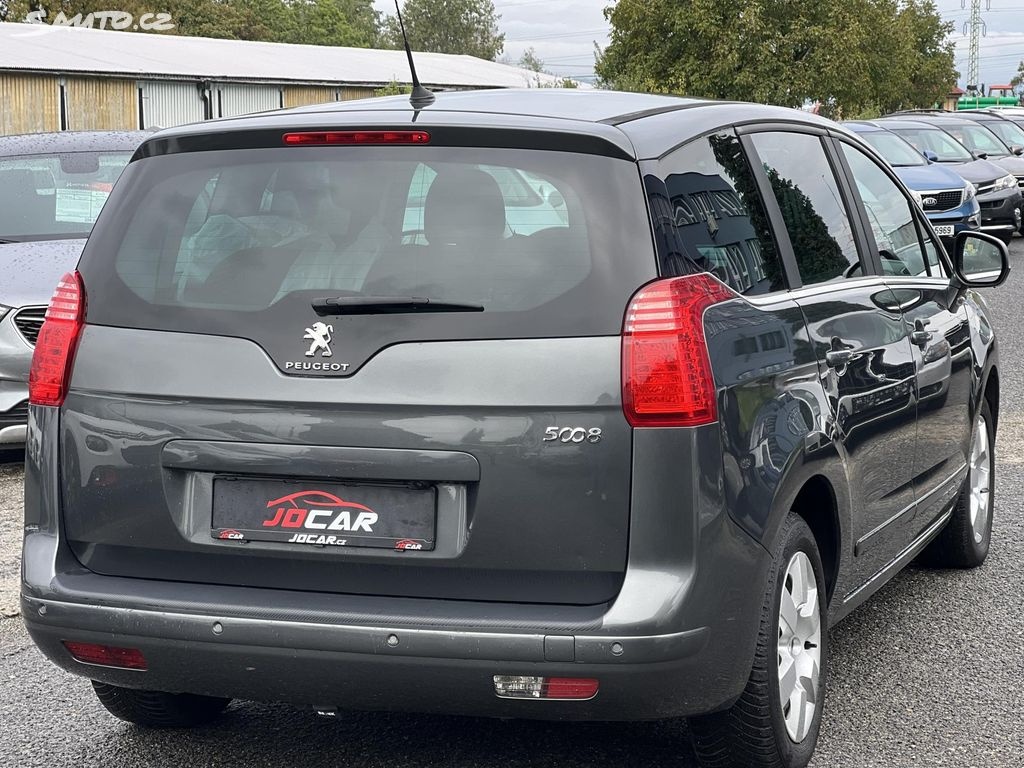 🚗 Peugeot 5008 2.0HDi NAVI KAMERA TAŽNÉ ALU - 3