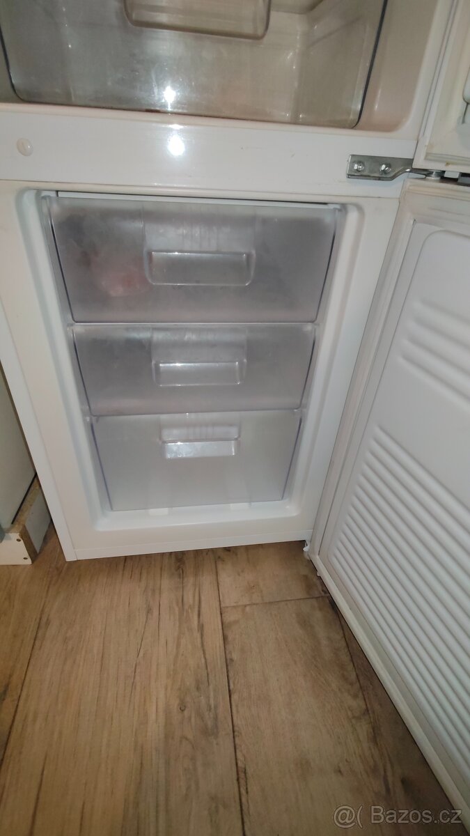 Lednice A++ BAUMATIC pěkná úsporná lednice s mrazákem - 3