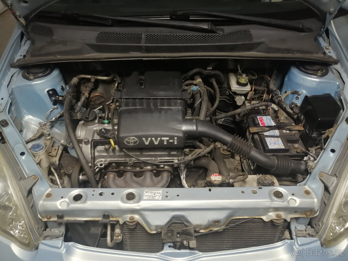 Toyota Yaris 1.0 4válec, 65HP, 2004, ČR, 156.000KM - 3
