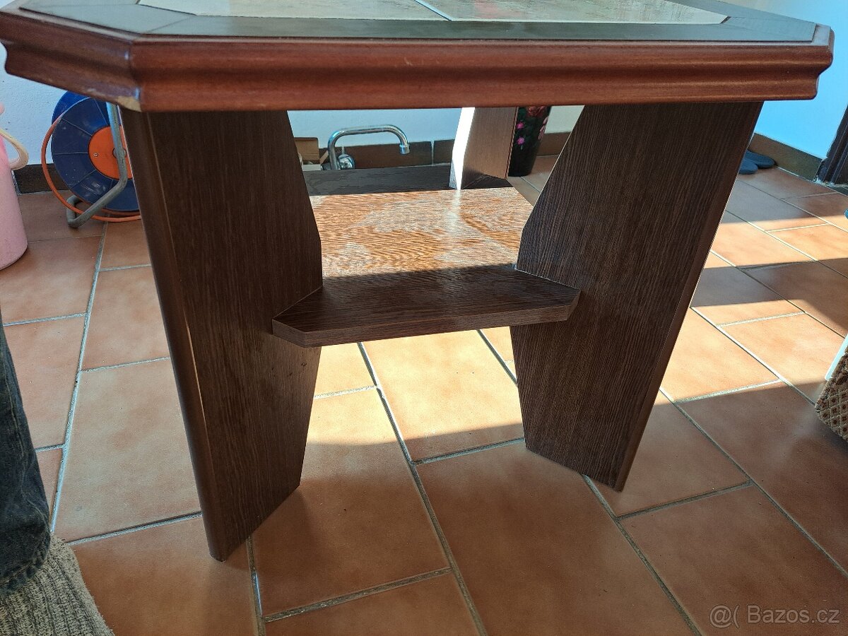 Konferenční stolek - 3