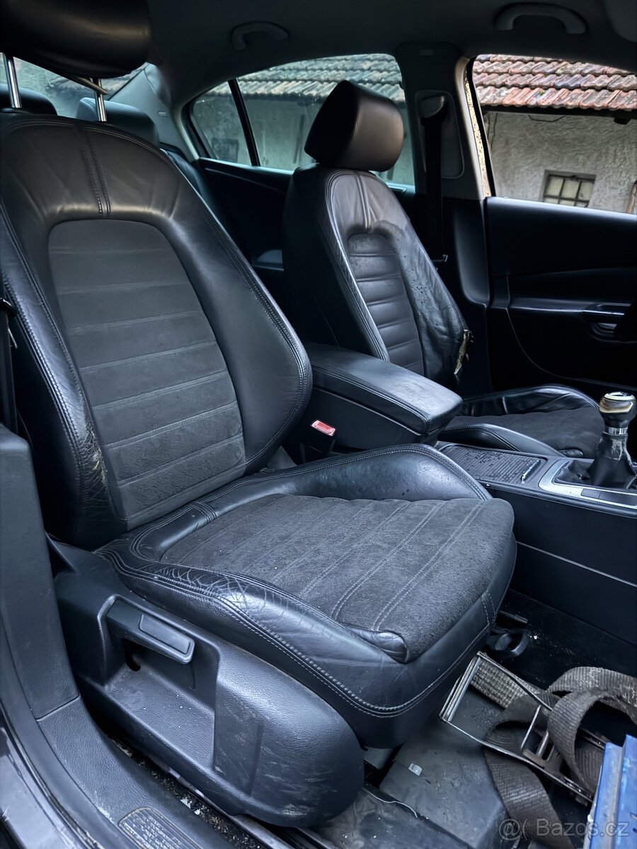 PASSAT B6- více aut - 3