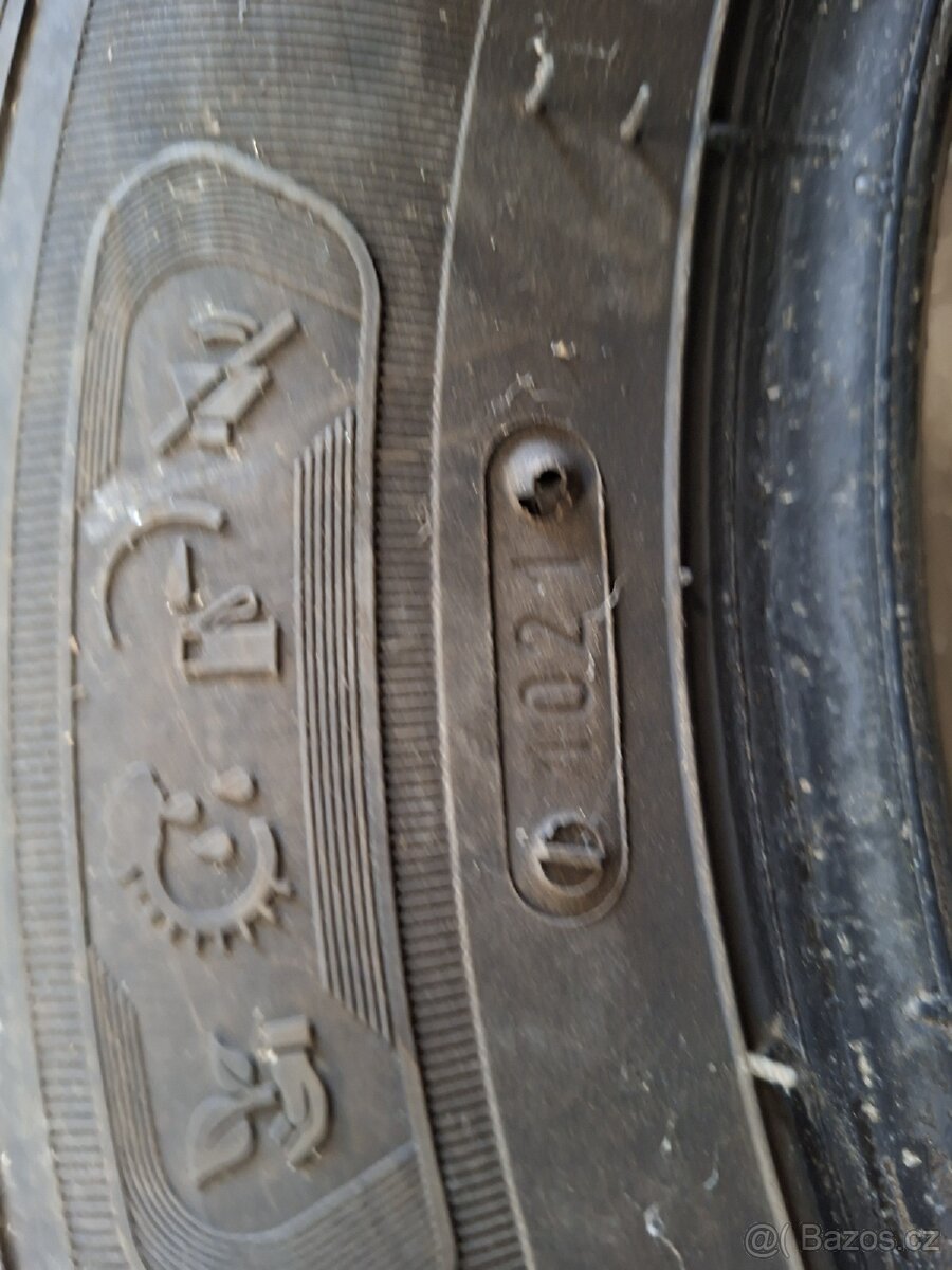 Prodám pneu 165/70R14 - 3