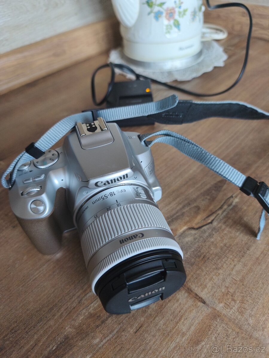 Zrcadlovka Canon - 3