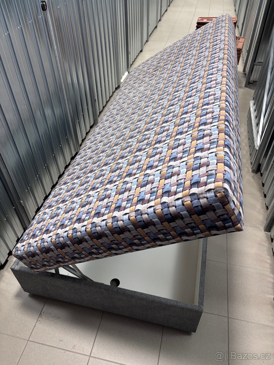 Válenda s úložným prostorem - 3