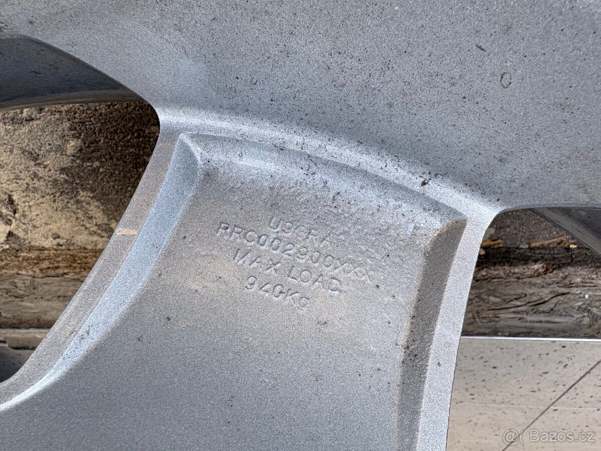 Land Rover nepoužitá rezerva R19 - 3