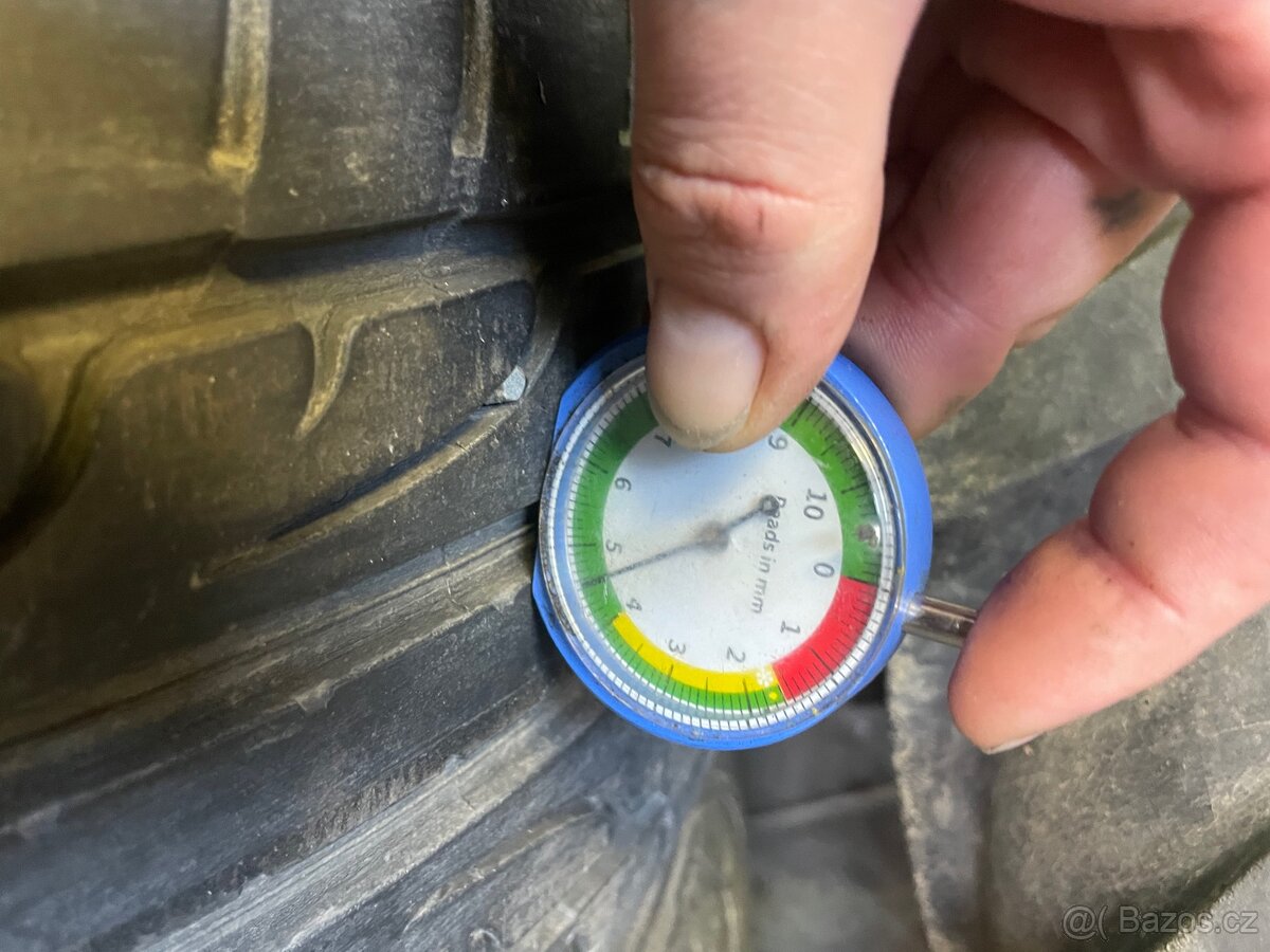 215/45R16 Dunlop - 3