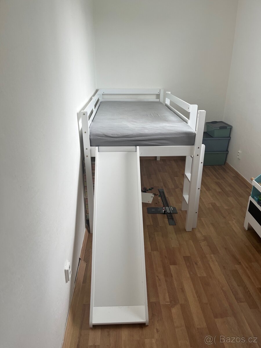 Vyvyšena postel se skluzavkou - 3