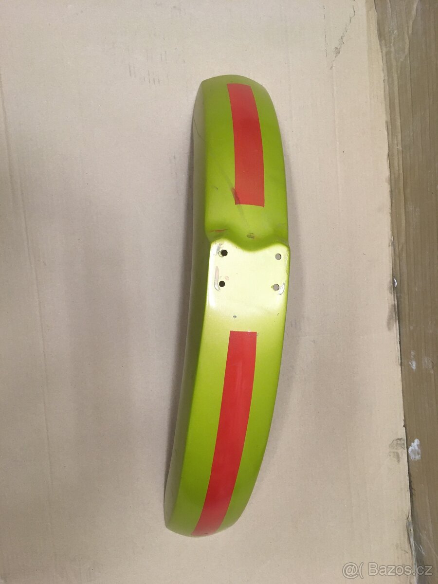 Prodám laminatový přední blatník - 3