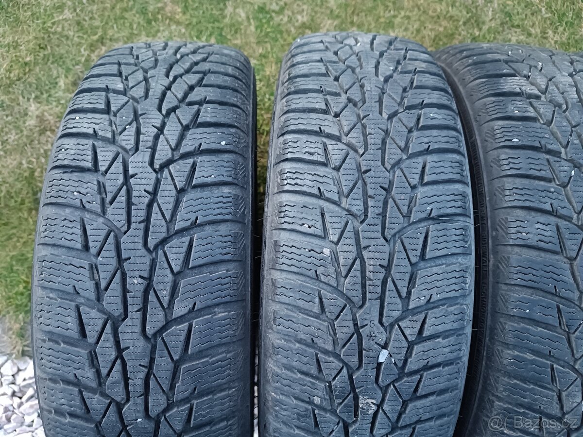 PRODÁM ZIMNÍ PNEU 165/60R15 - 3