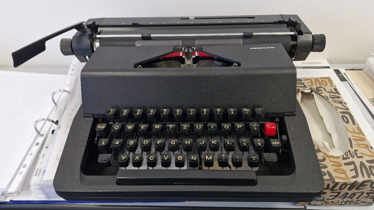 Kufříkový psací stroj Remagg - 3