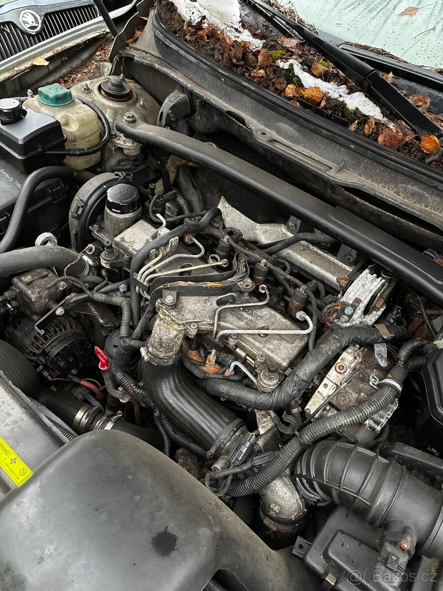 Motor 2.4D 120KW D5244T Volvo XC90 - 3