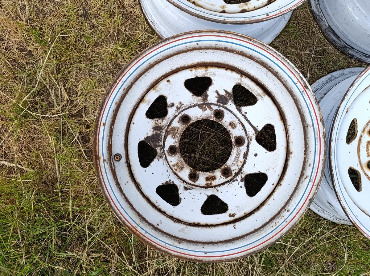 Prodám sadu disků Mangels Triangular R15 - 3