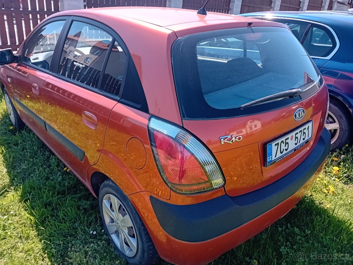 Kia Rio 2-1,4i-71kw... - 3