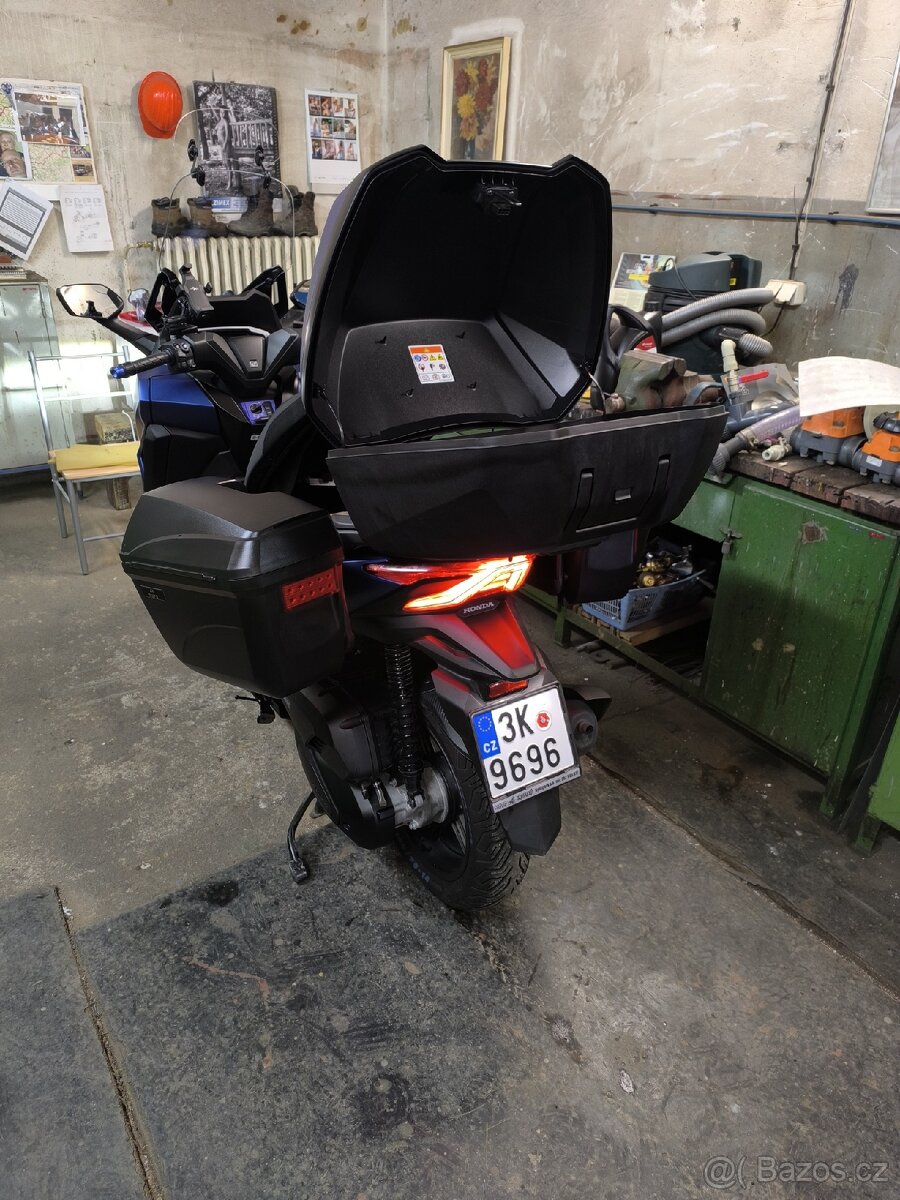 Honda Forza 125 - 3