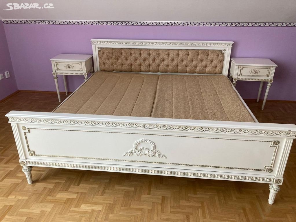 Starožitný nábytek - 3