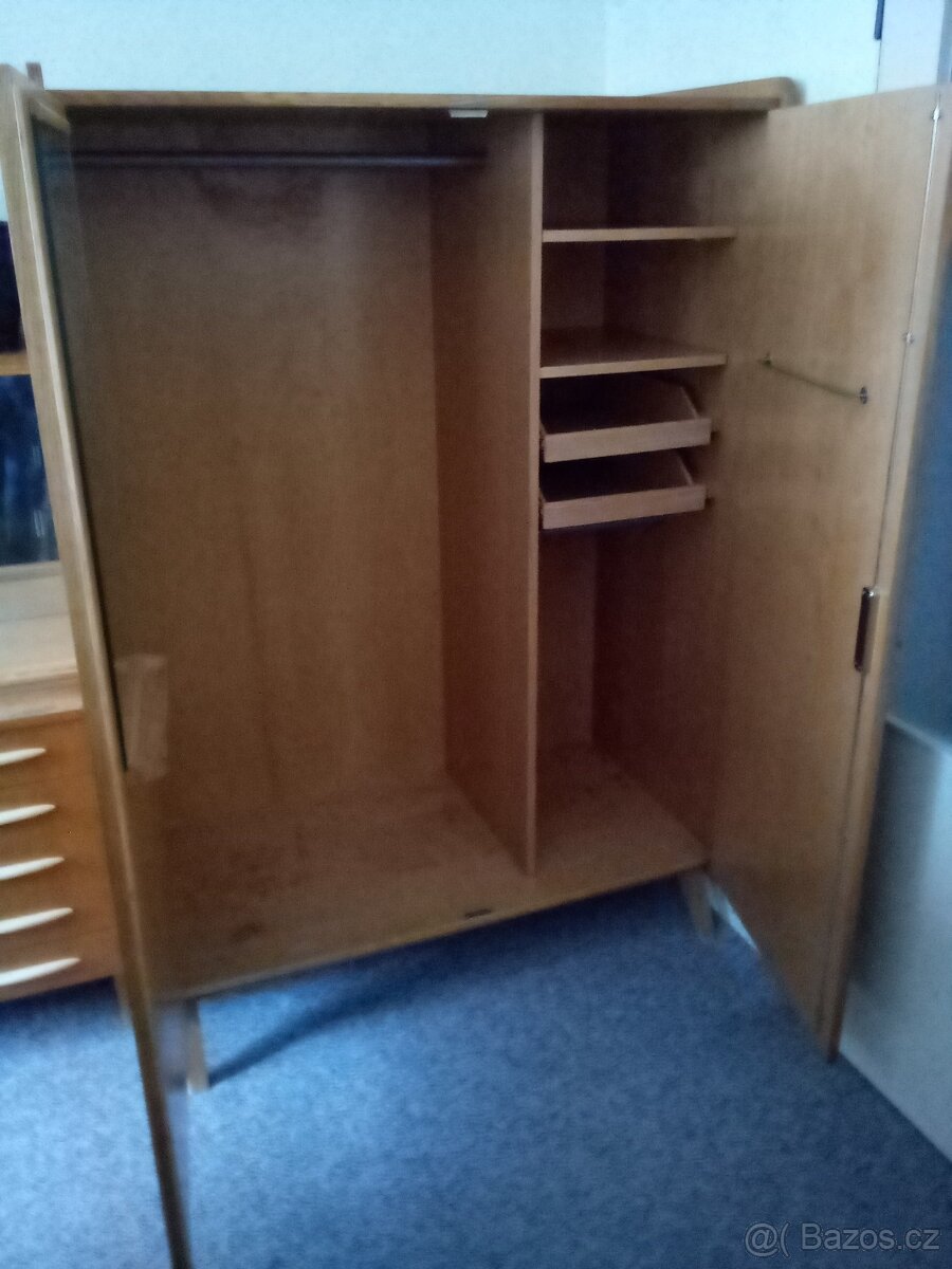Retro sekretář a skříň z 70 let - 3