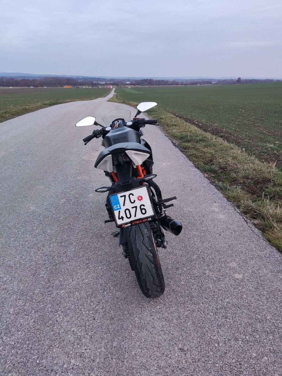 KTM RC 125 - 3
