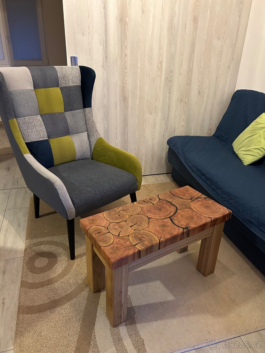 Konferenční stolek z epoxidu - 3