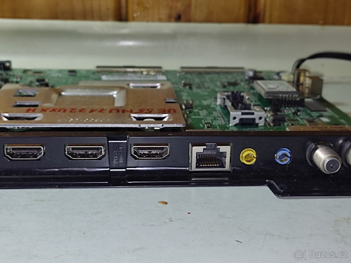 TV Samsung 55" LED (UE55NU7172UXXH) - 3