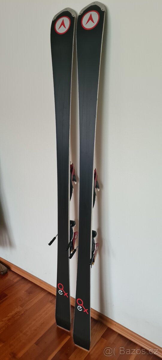 Dámské slalomové lyže Dynastar - 3