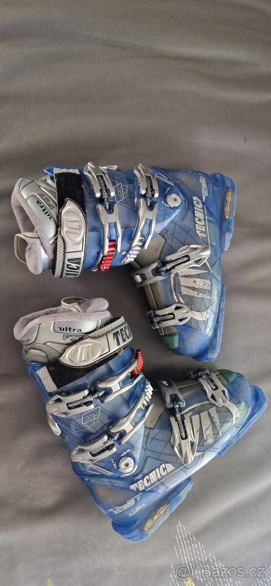 Lyžařské boty 25,0 - 25,5 - 3