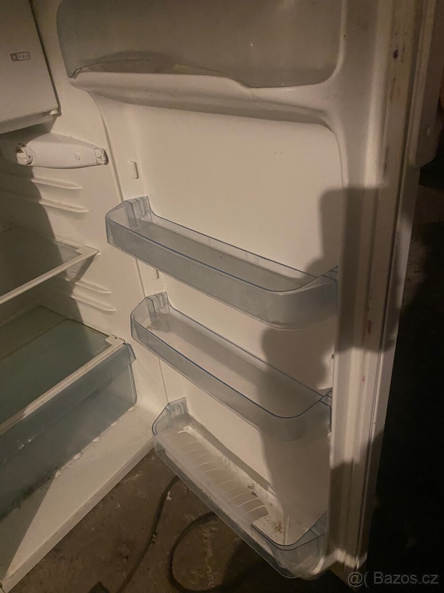 Lednice s Mrazákem - 3