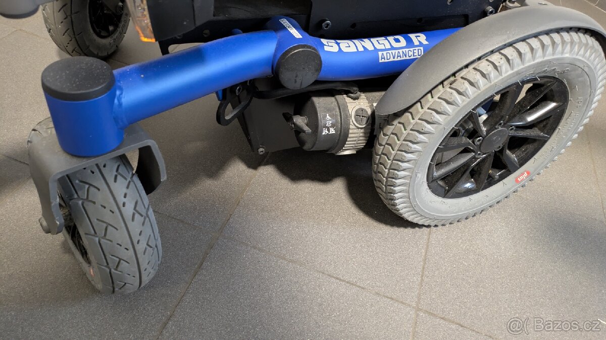 Invalidni elektricky vozik Sango Advanced R - 3