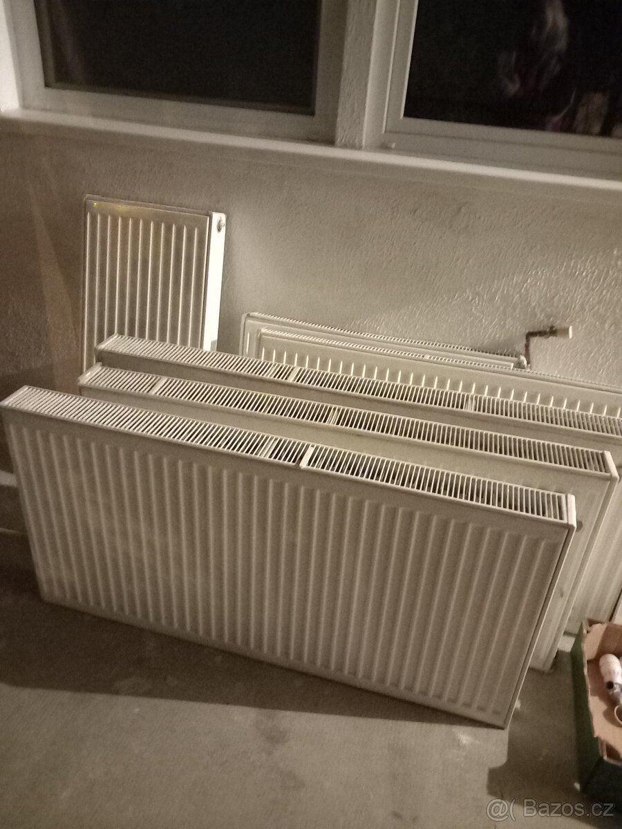 Prodam 6 ks deskovych radiatoru - 3