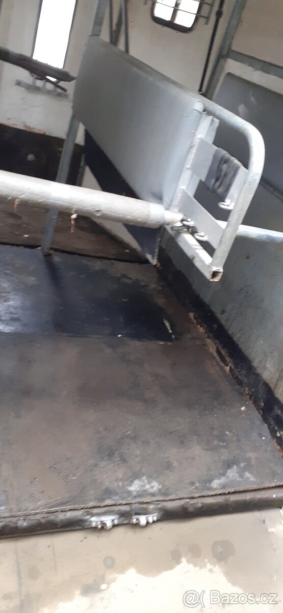 Přepravník 2 koní s laminátovou střechou, i na STÁNEK - 3