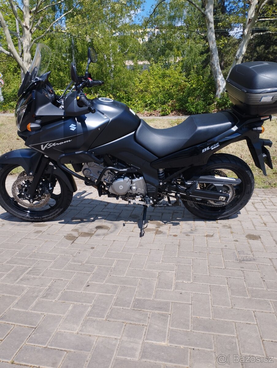Suzuki DL 650 Vstom - 3