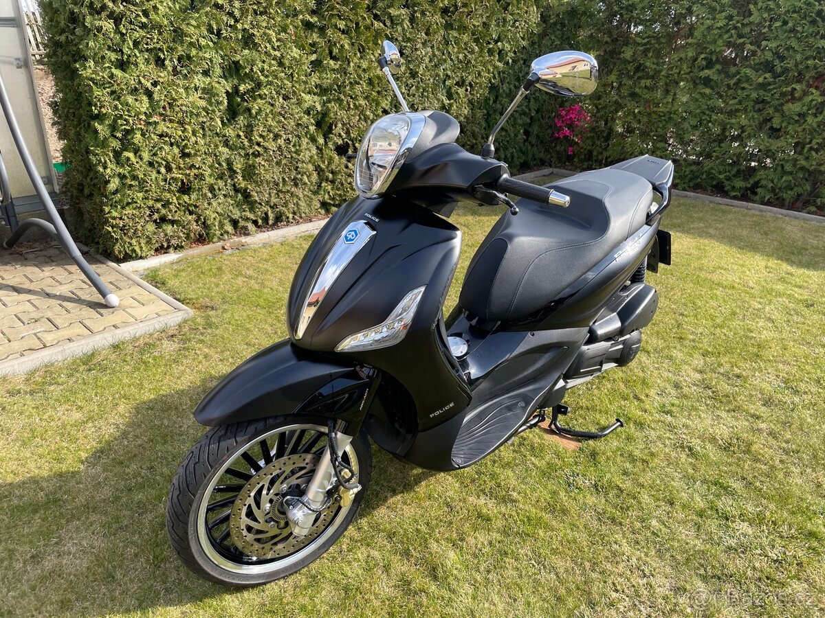 Piaggio Beverly 300, rok 2018 - 3