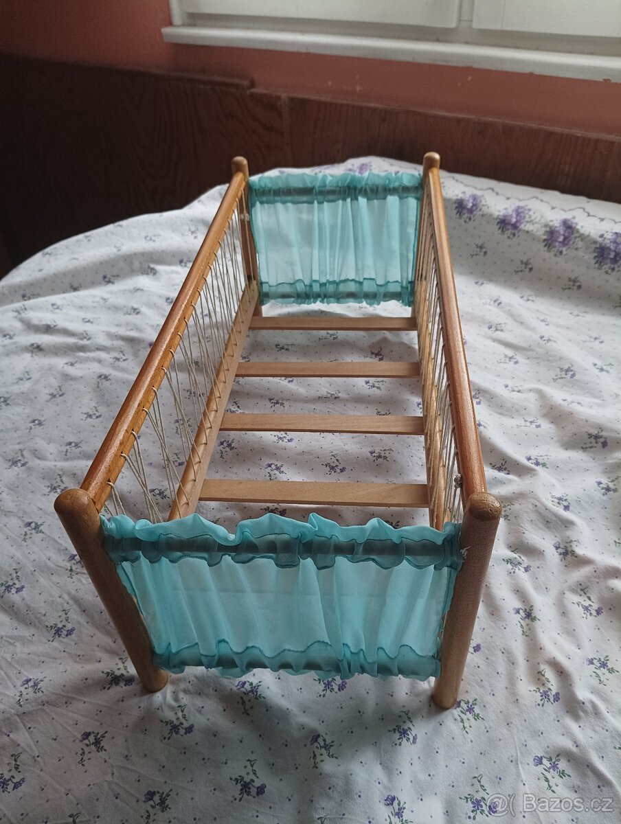 Retro hračky - postýlka - 3