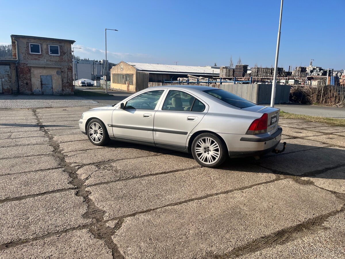 Volvo S60 / 2005 / D5 / 120kW / verze bez DPF - 3
