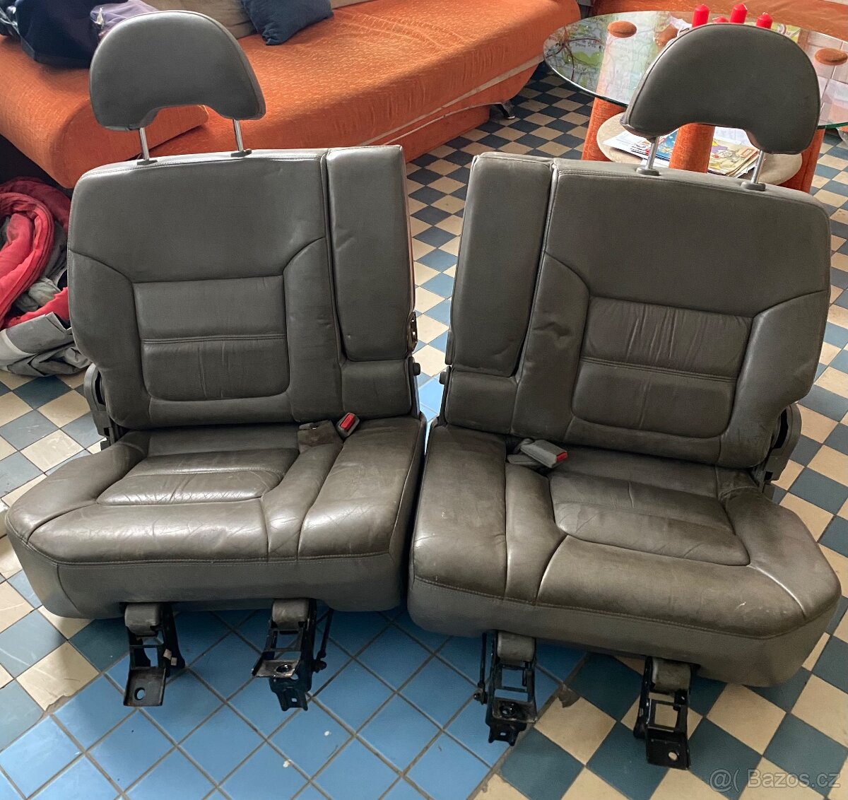 Zadní sedačky Nissan Patrol - 3