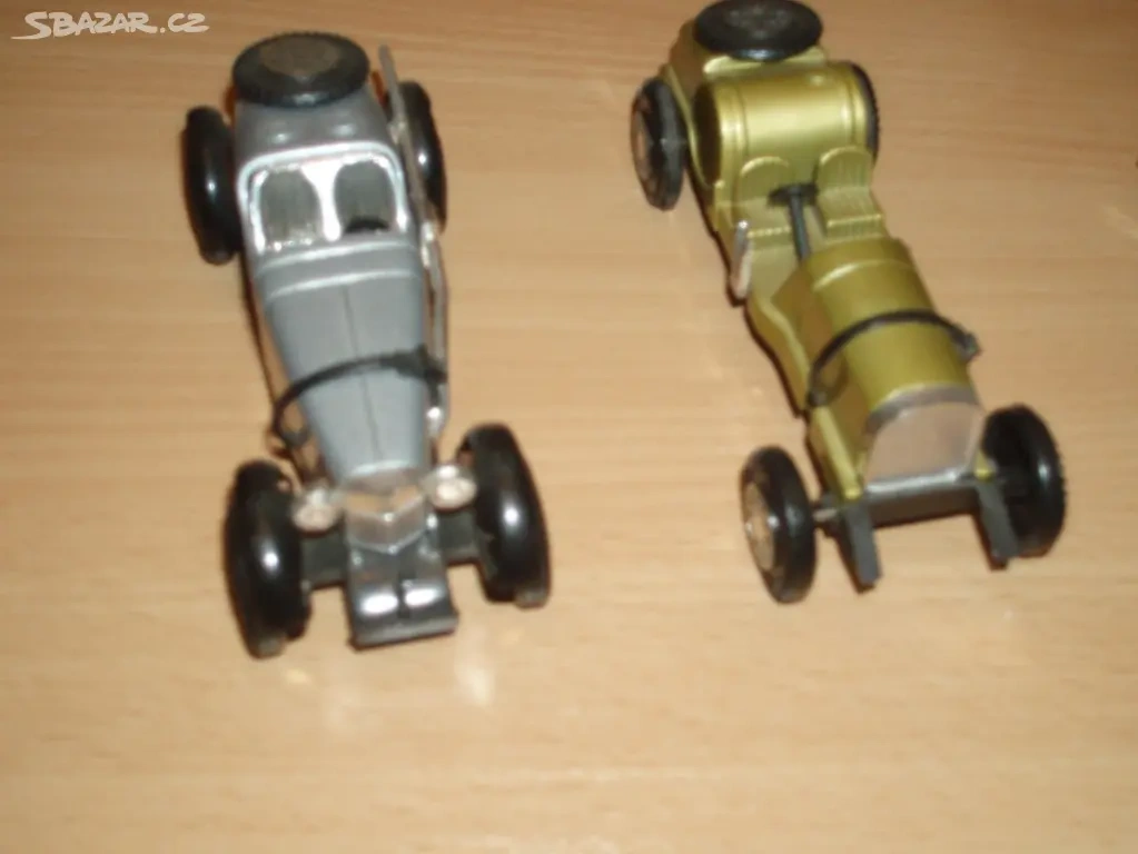 Angličáky,autíčka 5 kusů veterání viz foto - cena za celek - 3