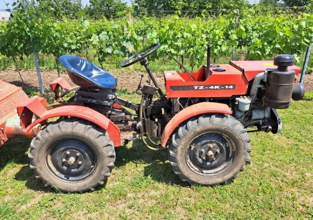 Malotraktor TZ-4K-14 + rotavátor - 3