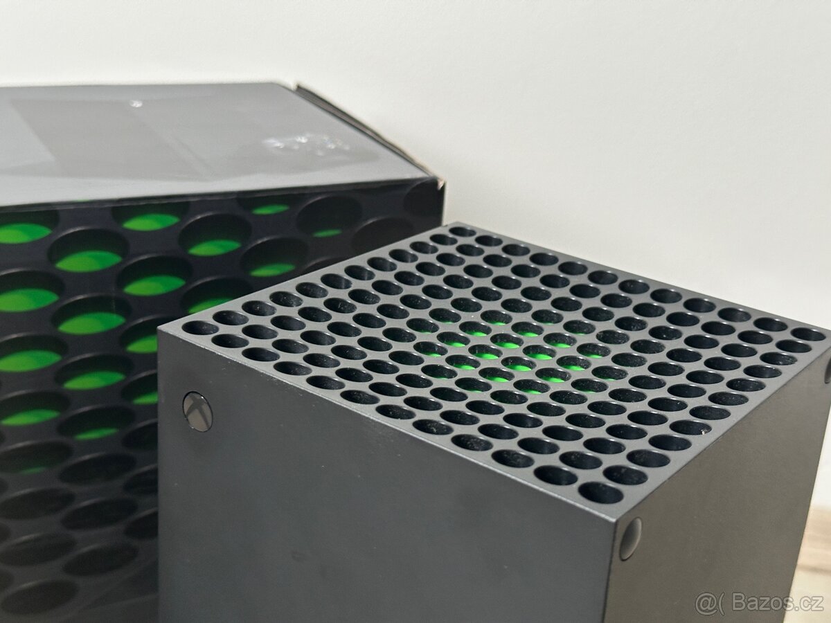 Xbox Series X – 1TB + 2 ovladače + mechanika - 3