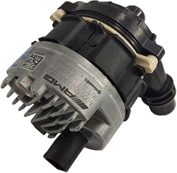 Vodní čerpadlo AMG Mercedes - 3