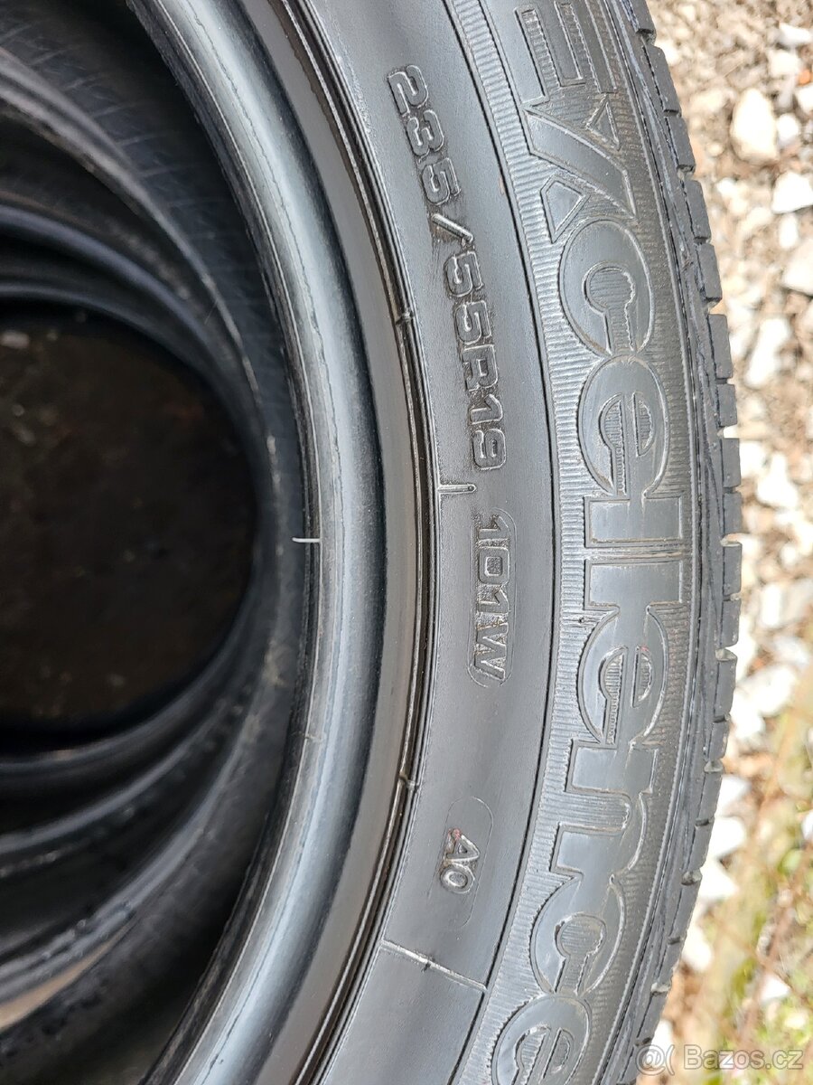 235 55 19" 101W GoodYear - 3