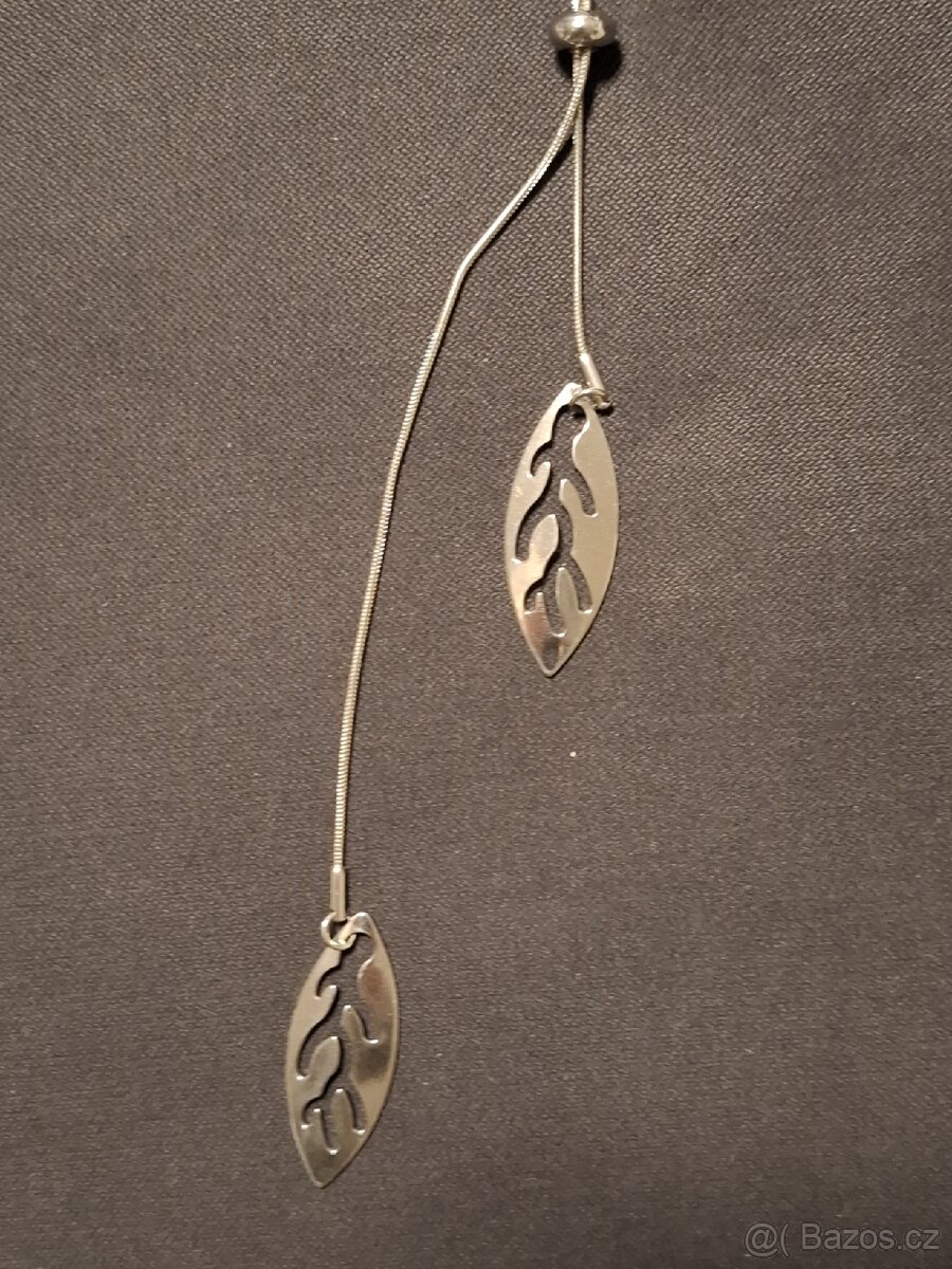 Ocelový náhrdelník se 2 lístky - 3