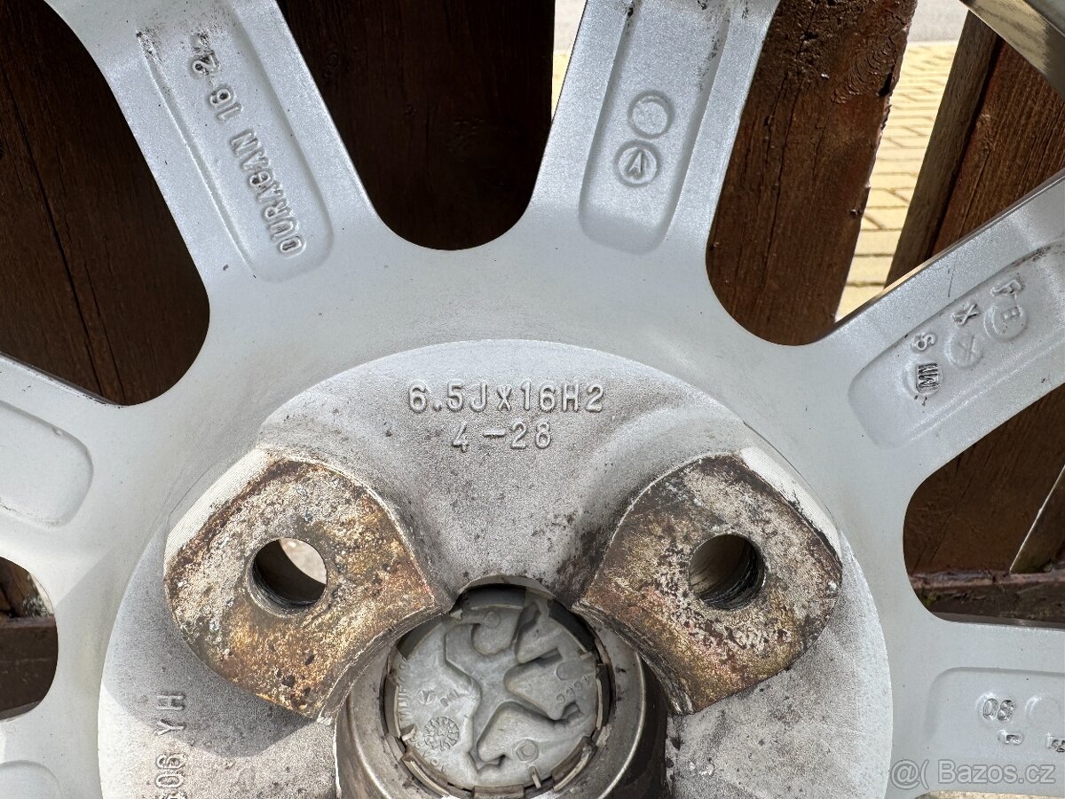 Peugeot kola Ouragan - 3